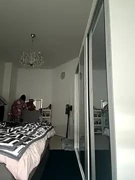 Barbie_1312 from StripChat