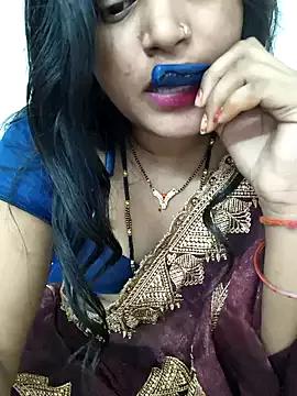 BEAUTY_QUE from StripChat