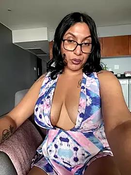 Discover 23 years old BigBootyButter from StripChat BigBootyButter from StripChat