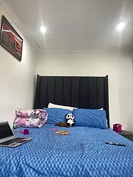 BQueen223 — CLAP ASS