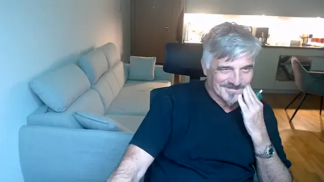 Budapest1958 — Freechat on StripChat