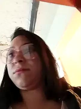 Caroline-17 from StripChat