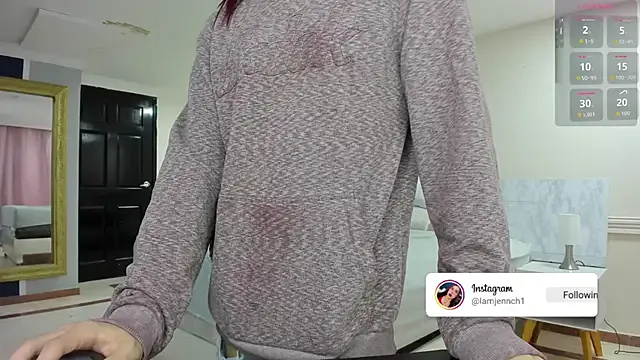 charolbruce_1 — Show dick hard+naked