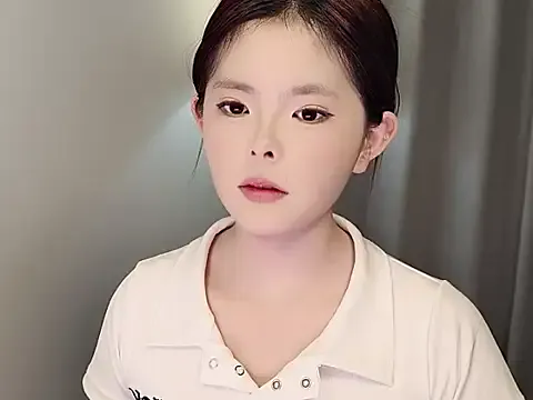 cherry-_-cherry — Freechat on StripChat