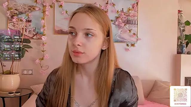 Watch StripChat's CindyGreen CindyGreen from StripChat