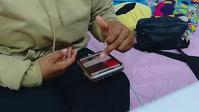 Check out StripChat's Colombiamommy colombiamommy from StripChat