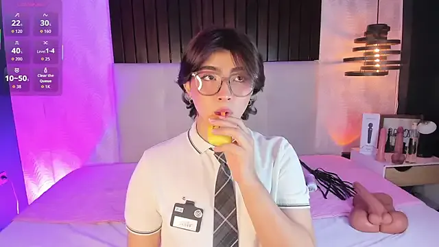 Creamy_Angelo — Freechat on StripChat