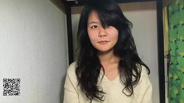 CucDierolf from StripChat