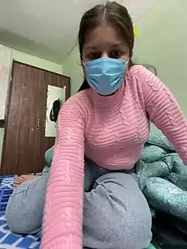 Cute_hotzara from StripChat