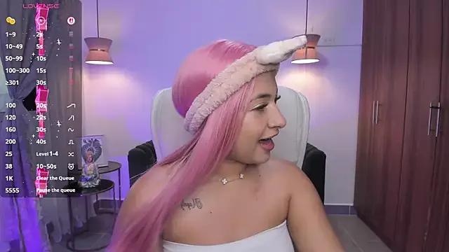 DANDARA_THOM from StripChat