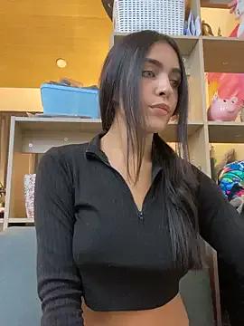 Join 23 years old DaphneUwu from StripChat DaphneUwu from StripChat