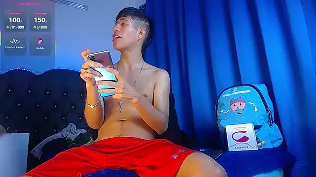 dareck_18 from StripChat