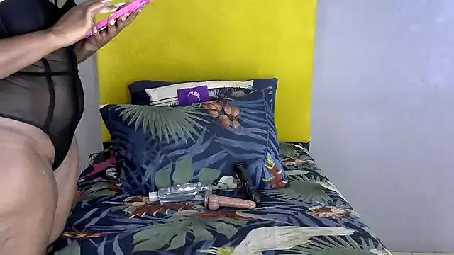 DARKQUEEN_xXx from StripChat