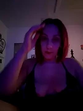 DeeLight124 from StripChat