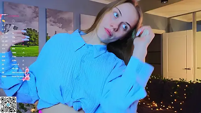 DivaViera — MELTING ICE CUBE ON MY ASS