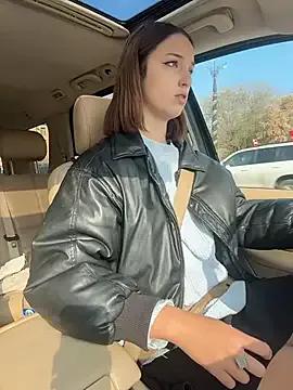 Checkout gorgeous escort DollyTall DollyTall from StripChat