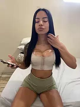 Elamesmamorena from StripChat