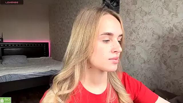 Check out ElisabetLorney, she wants to masturbate for you ElisabetLorney from StripChat