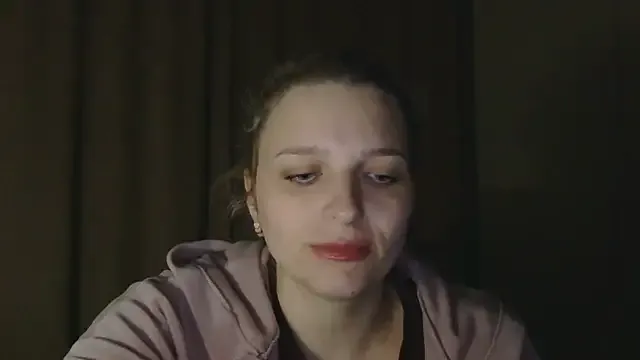 ElisSky301 — Freechat on StripChat