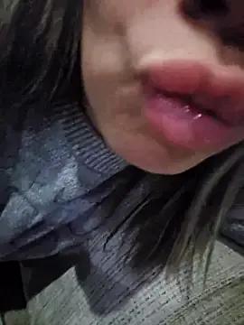 Elvira75 from StripChat