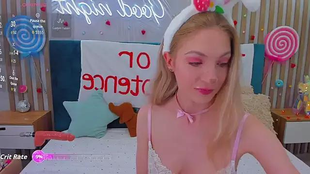 Emilly_Hart from StripChat