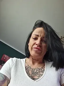 EmilyDiazofficial — show boobs