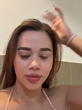 EmilyEvans7 — make my legs shake