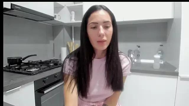 Emmapmg from StripChat