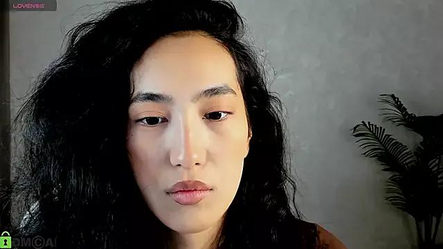 FlirtyAura from StripChat