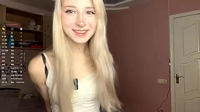 Naked FridaAaberg wants you to fuck her body now FridaAaberg from StripChat