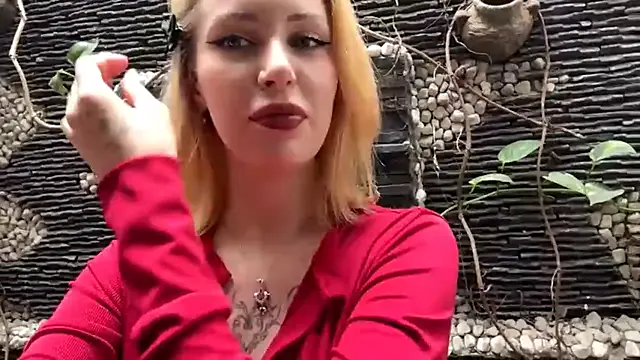 StripChat FruitedRiding is Freechat FruitedRiding — I'm gonna show my ass in shorts