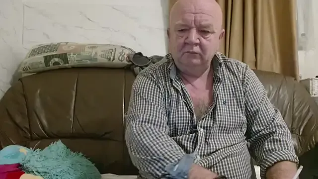 fullballs6 — Freechat on StripChat