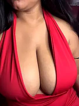 GLaM_GoDdEsS_143 from StripChat