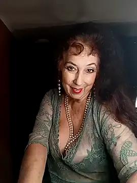 GypsyEsmeralda on StripChat 