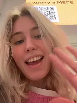 Watch 23 years old HoneyRay from StripChat HoneyRay from StripChat