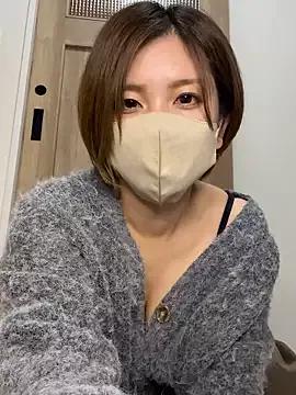 Io_chaaan_xxx from StripChat