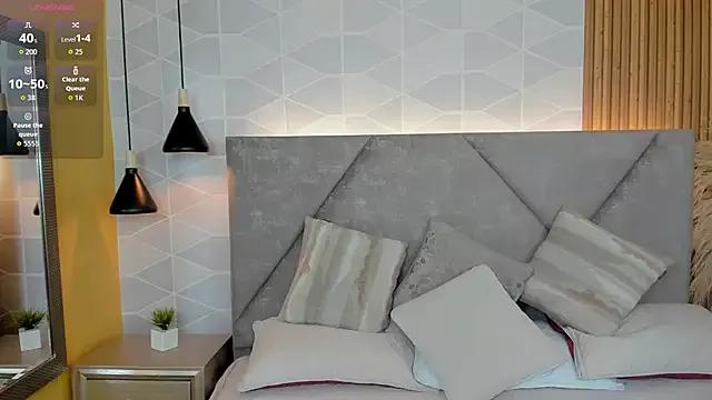 Jade_Whisper from StripChat