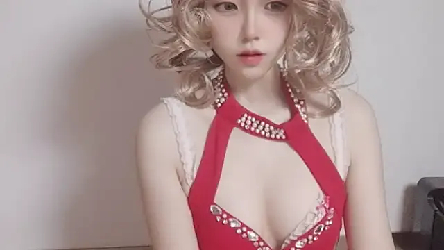 JuliaNoir — Group on StripChat