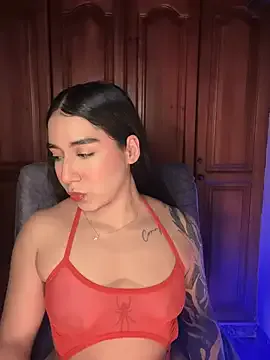 KaditaNavarro — Ass hole