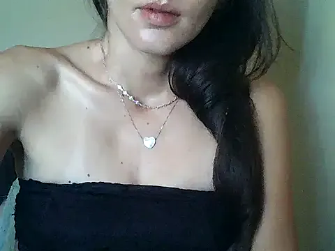 kaline25 — Passar leo nos seios