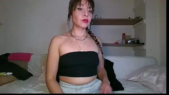 KarolinaReaper from StripChat