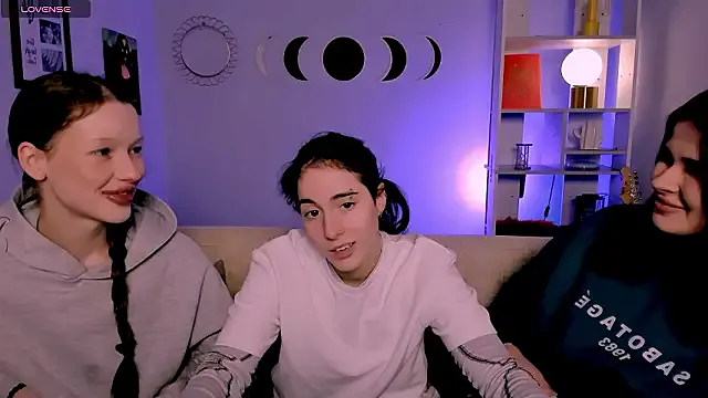 khloebeauty — flash ass