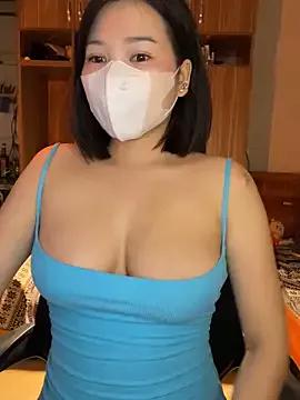 Lalisa_2k5 from StripChat