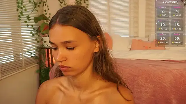 lexicoyy_ — sucking fingers