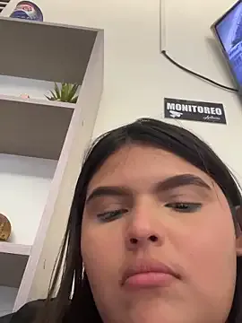 Lia_sexx — plug anal