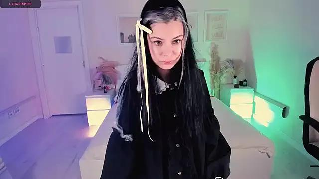 Lil_Amelie from StripChat