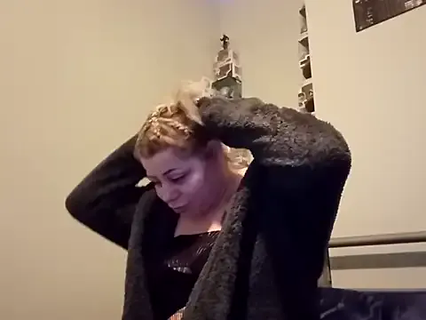 LoveMeBaby199 — DESTROY MY ASSHOLE PLEASE 