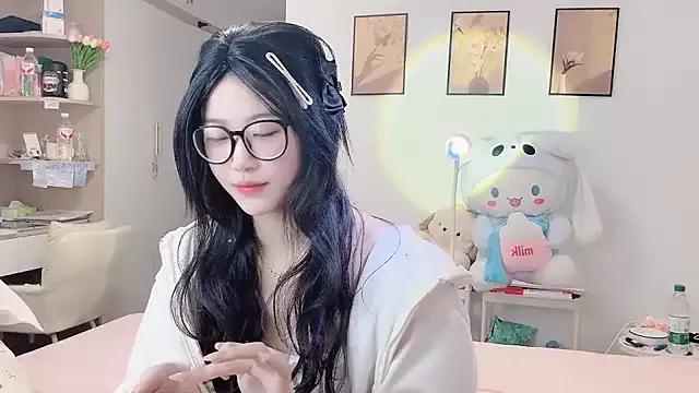 Discover Luminous163, she wants to masturbate for you Luminous163 from StripChat