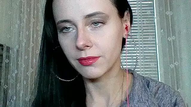 LuminousLady from StripChat