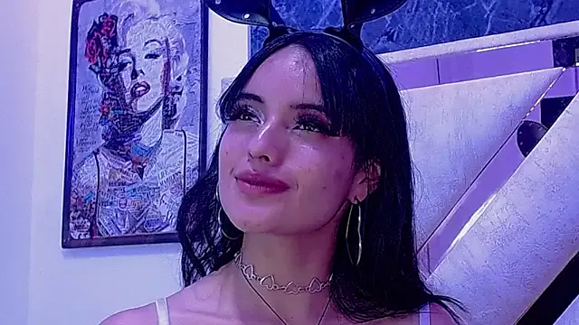 madissonrousecs —  I show my legs slow